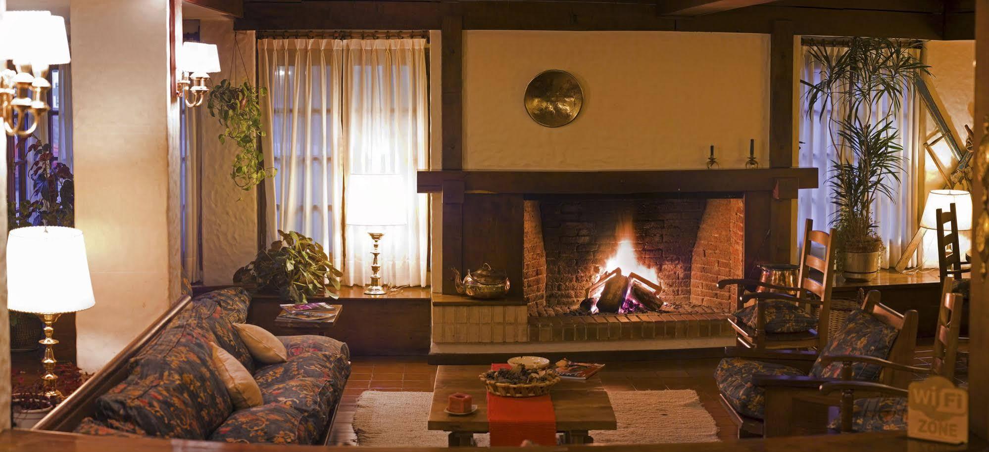 Del Viejo Esquiador Hotell San Martín de los Andes Exteriör bild