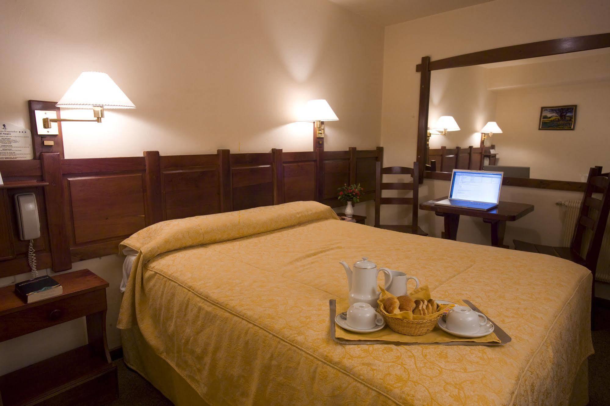Del Viejo Esquiador Hotell San Martín de los Andes Exteriör bild